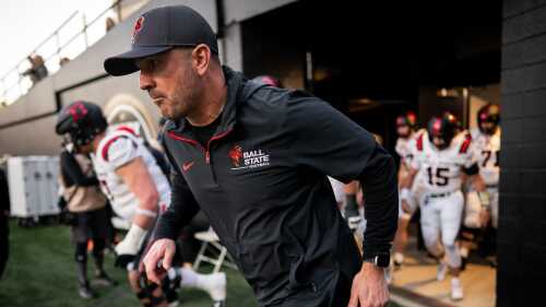 足协杯16强对阵揭晓：国安抽得好签，与上海海港同处上半区